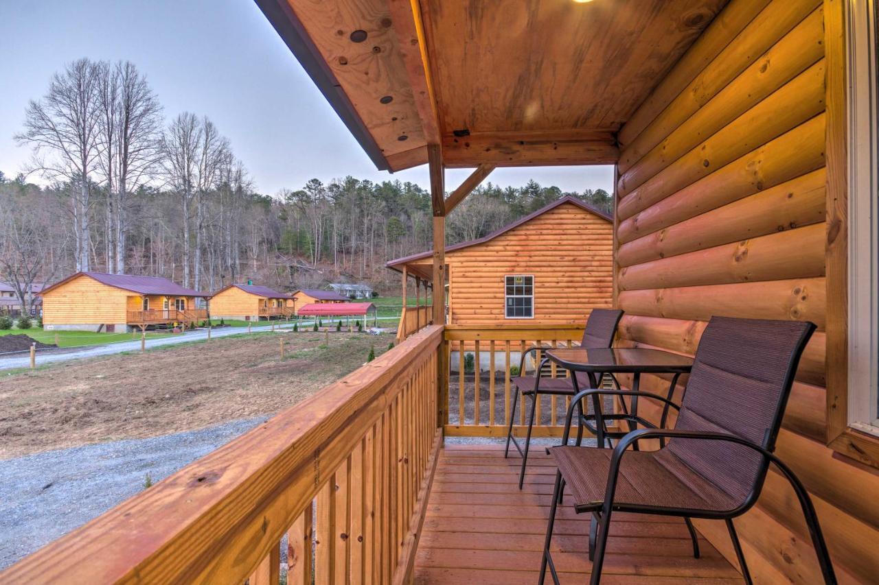 Cozy Bryson City Cabin On Tuck River With Fire Pit! 외부 사진